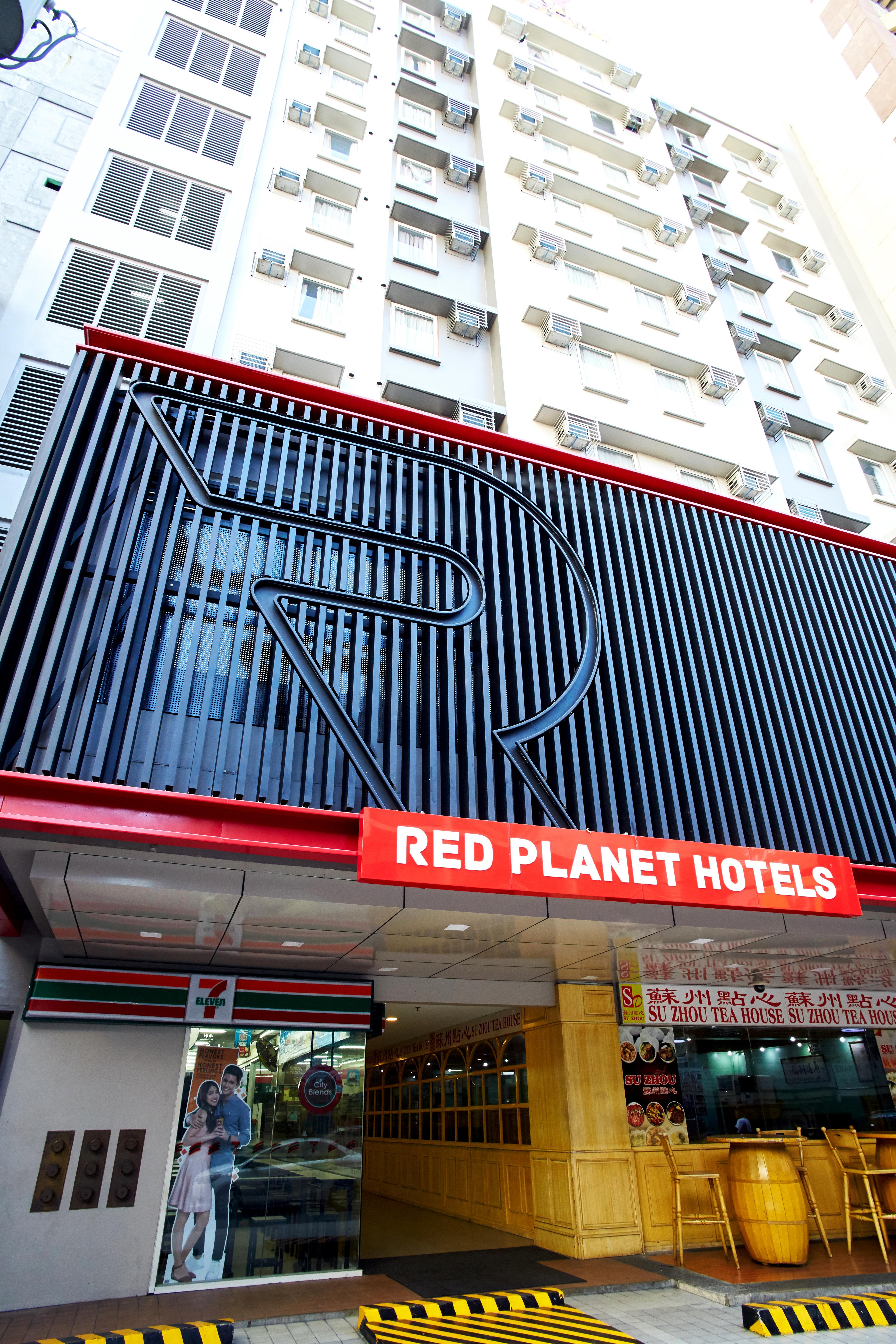 Red Planet Manila Malate Mabini Hotel Buitenkant foto