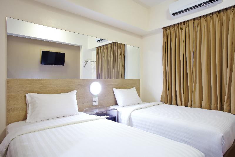 Red Planet Manila Malate Mabini Hotel Buitenkant foto