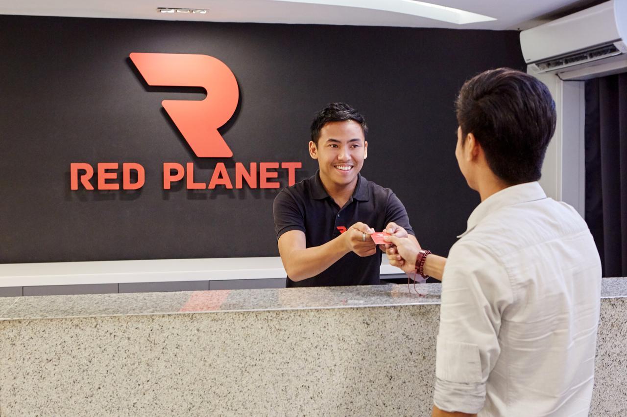 Red Planet Manila Malate Mabini Hotel Buitenkant foto